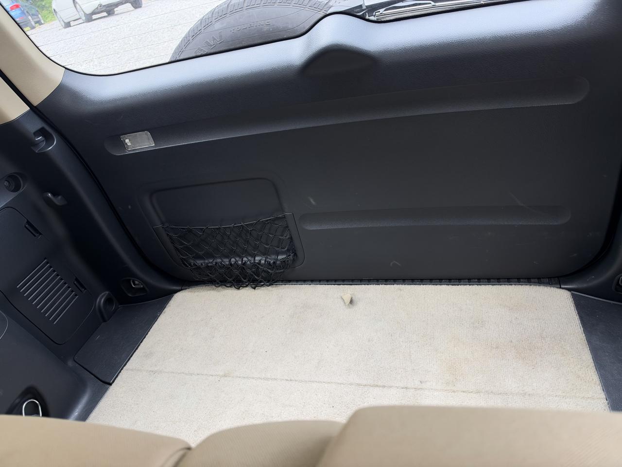 2011 Toyota RAV4 Base - Photo 28