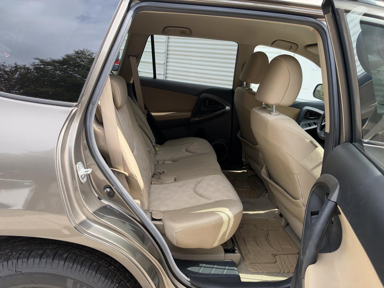 2011 Toyota RAV4 Base - Photo 35