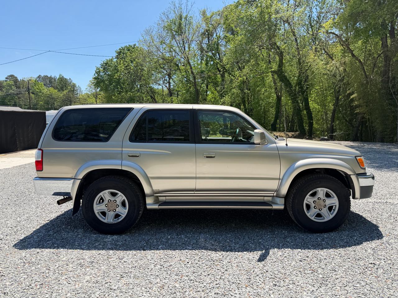 2002 Toyota 4Runner SR5's photo