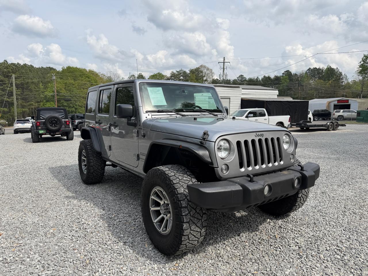 View vehicle photo 2