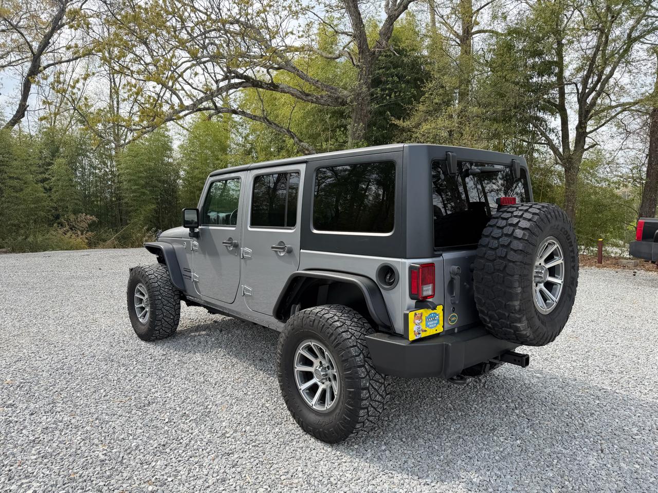 View vehicle photo 7