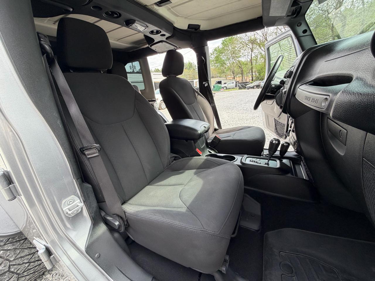 Jeep Wrangler JK Unlimited Sport 4WD 2018