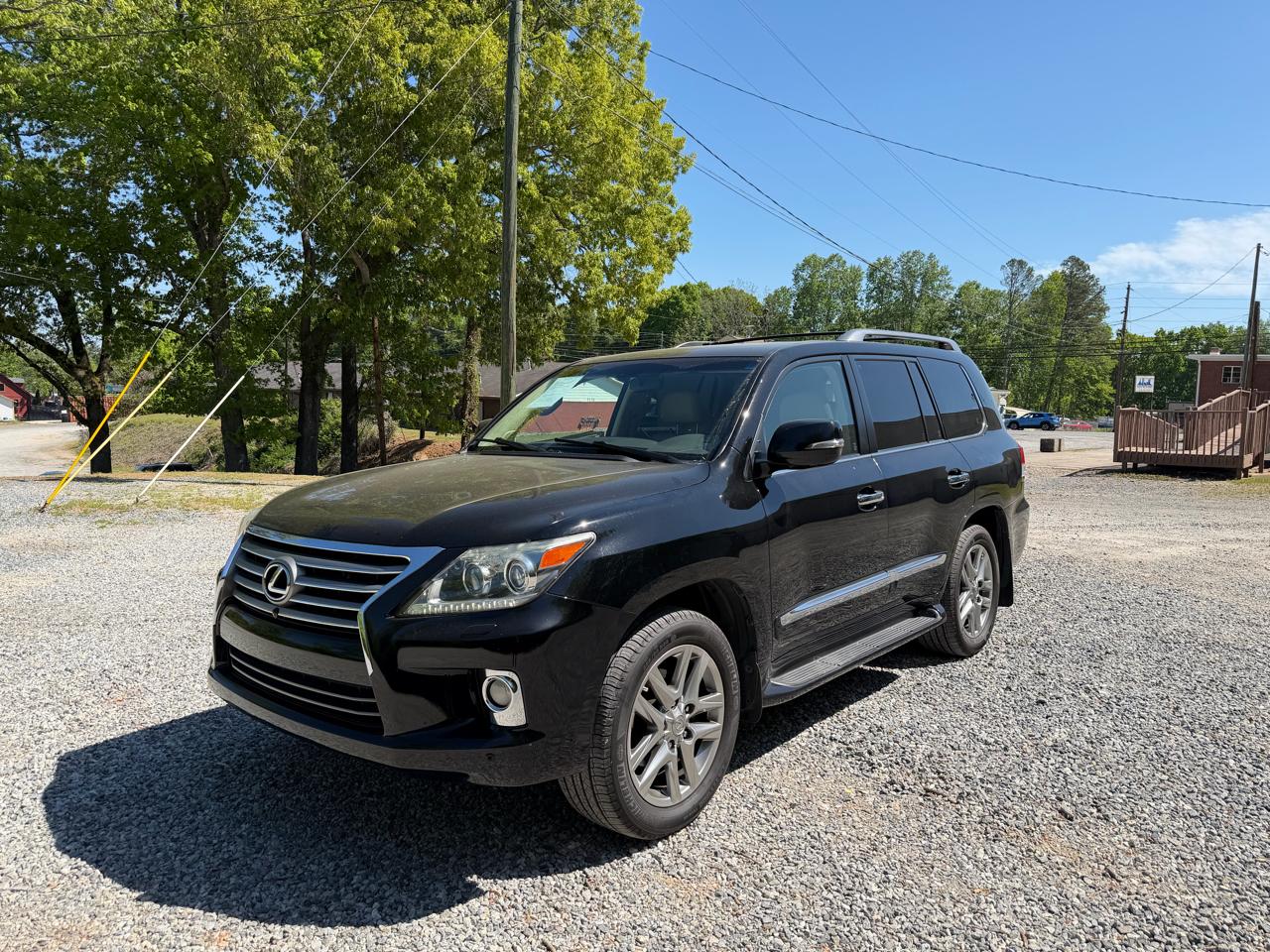 Lexus LX 570 Sport Utility 2013