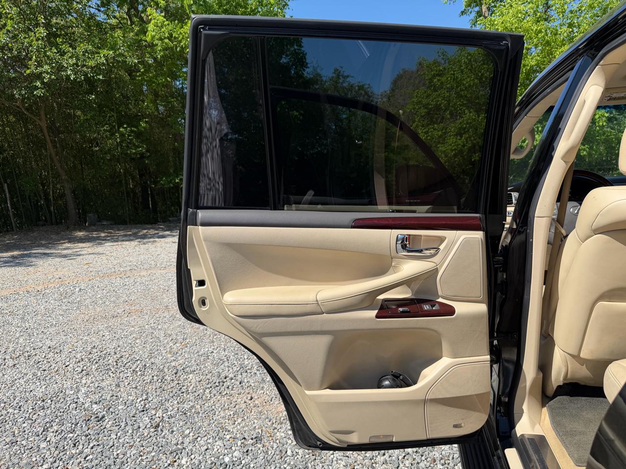 Lexus LX 570 Sport Utility 2013