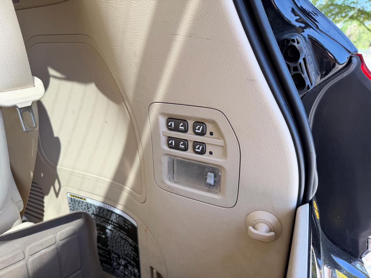 Lexus LX 570 Sport Utility 2013