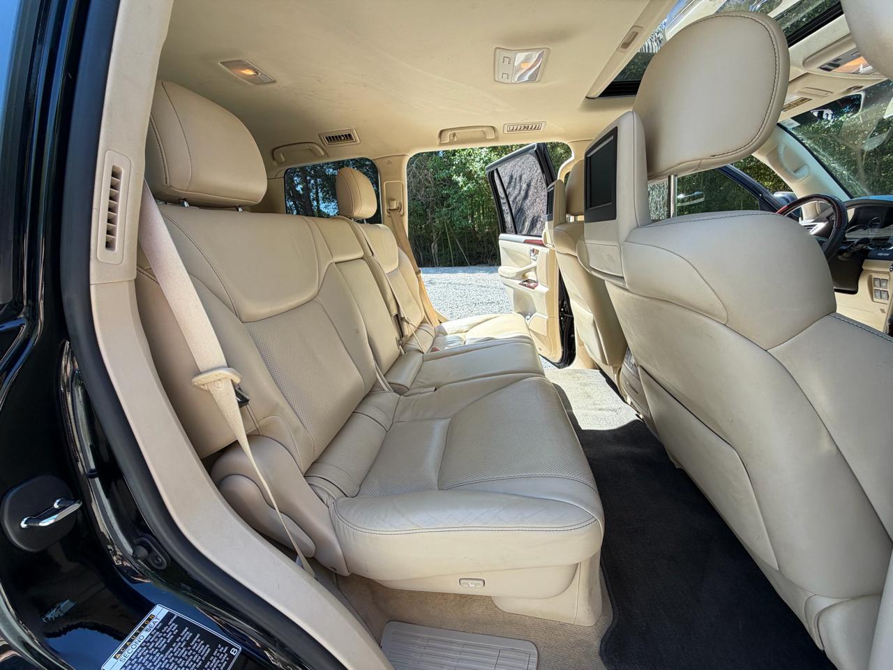 Lexus LX 570 Sport Utility 2013