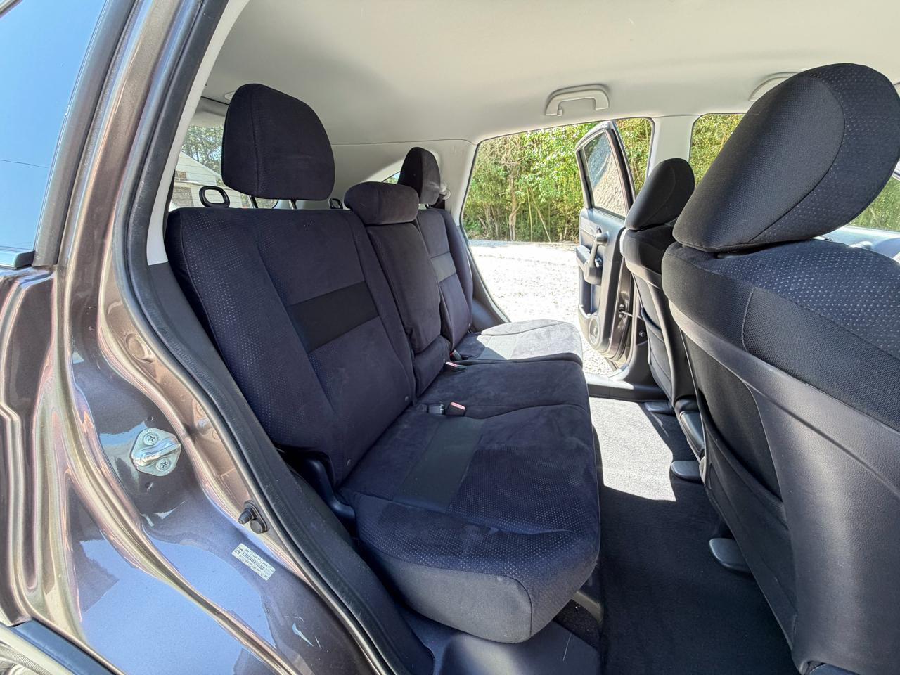 Honda CR-V SE 2WD 5-Speed AT 2011