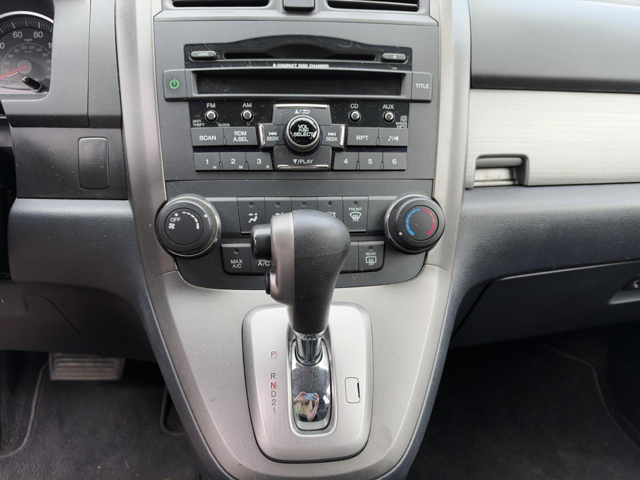2011 Honda CR-V SE - Photo 32