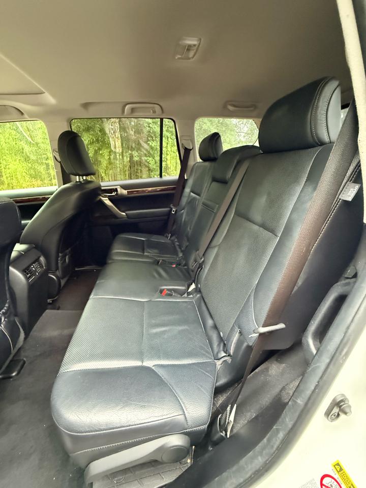 Lexus GX 460 Sport Utility 2013