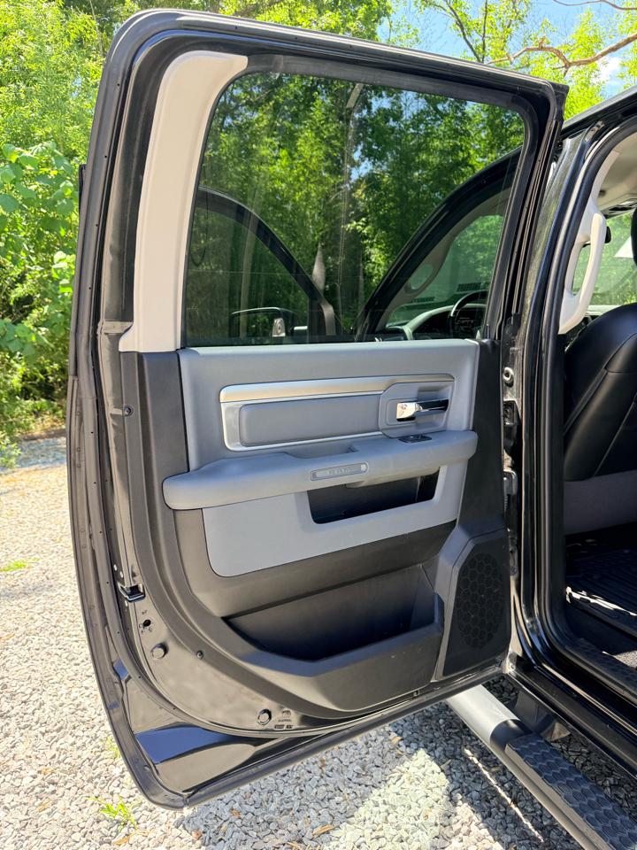 RAM 1500 Big Horn Crew Cab LB 2WD 2018