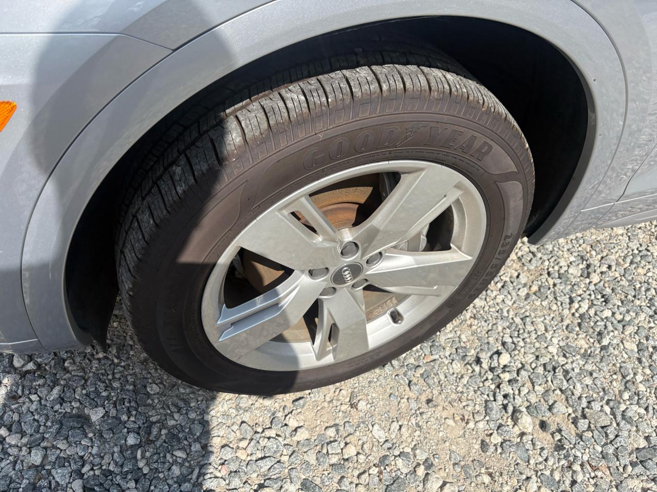 Audi Q5 2.0T Premium Plus quattro 2019
