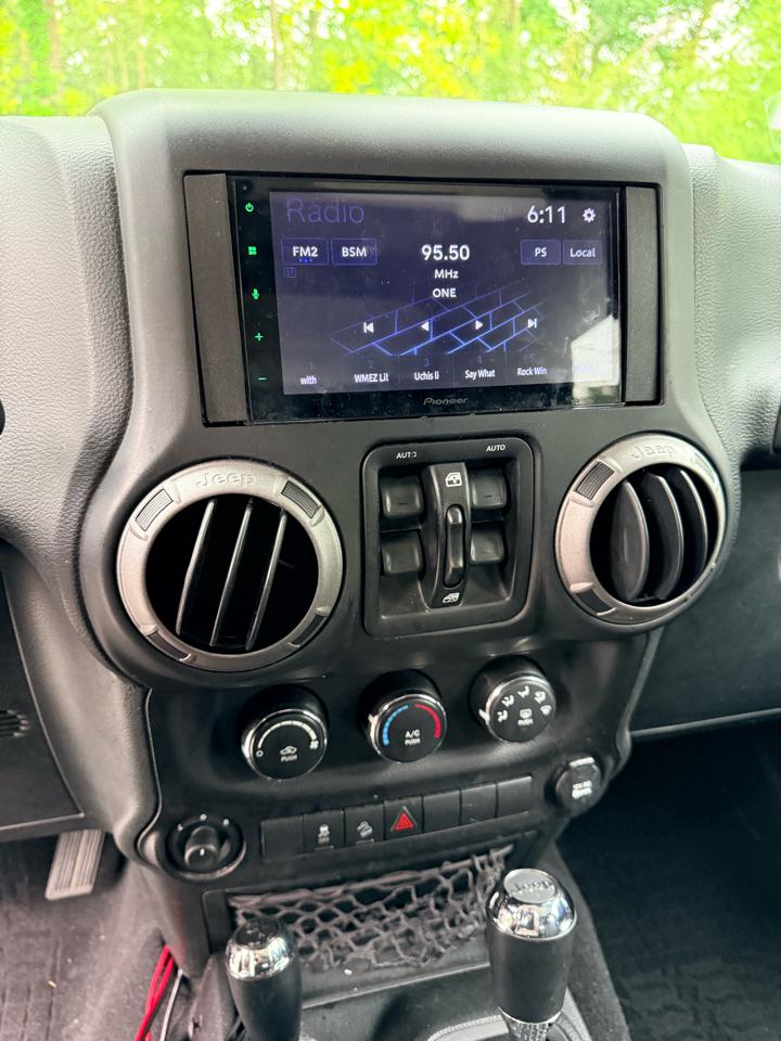Jeep Wrangler Unlimited Sport 4WD 2017