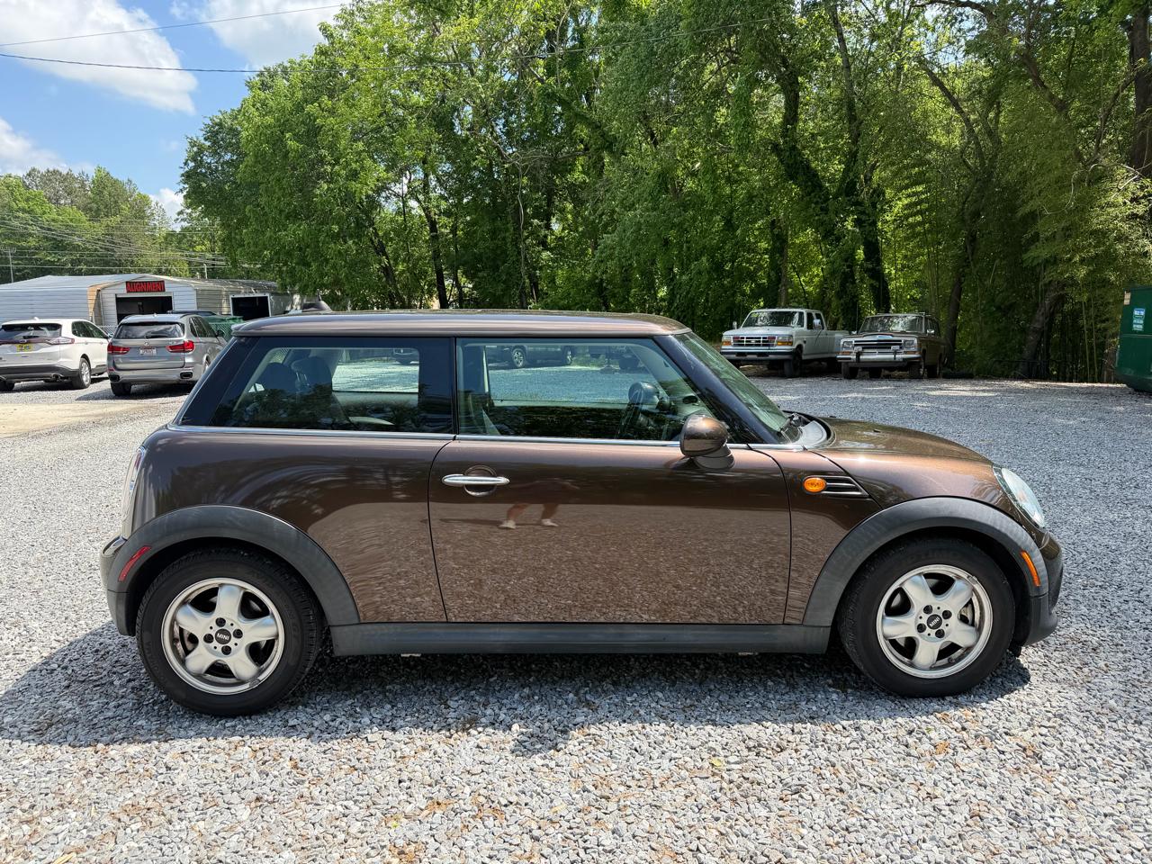 2011 MINI Cooper -'s photo