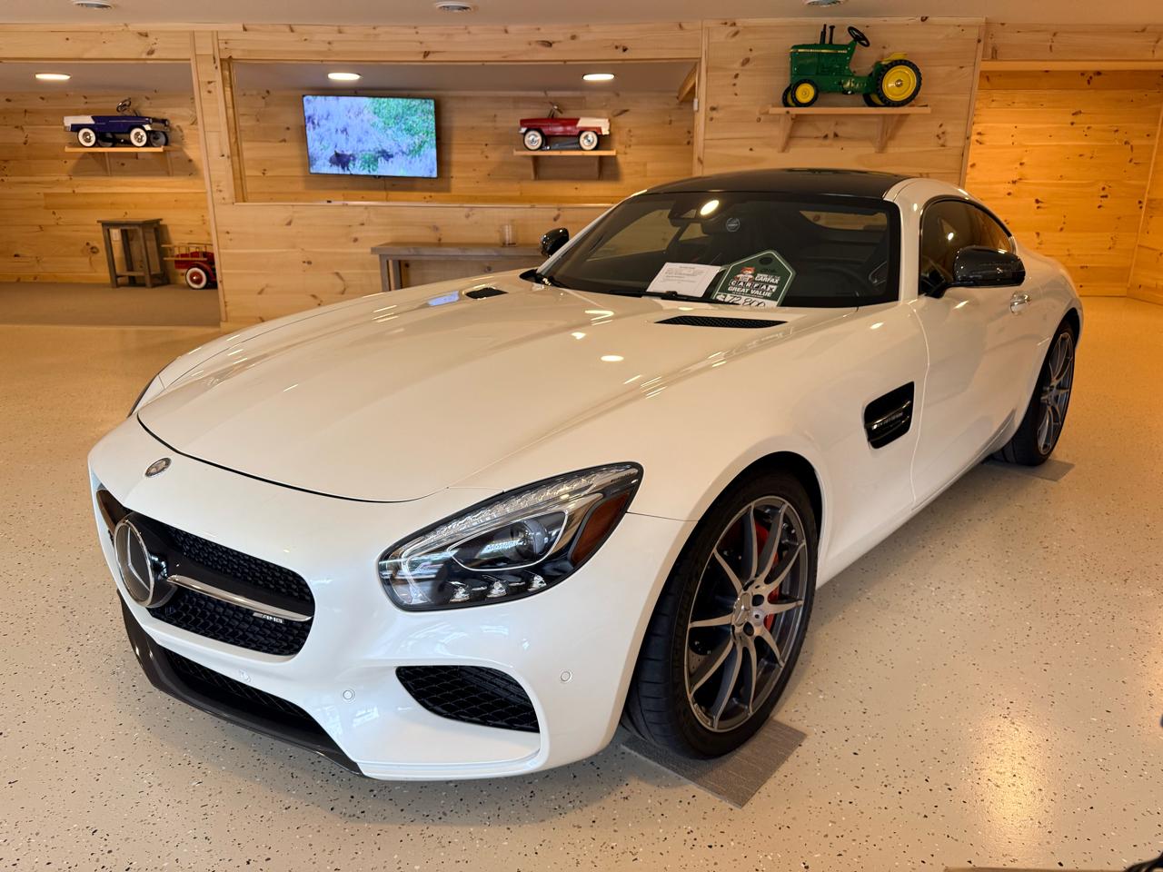 Mercedes-Benz AMG GT-S  2016