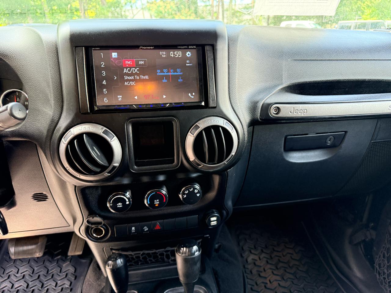 Jeep Wrangler Unlimited Sport 4WD 2016