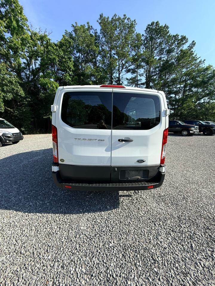 Ford Transit 250 Van 2025