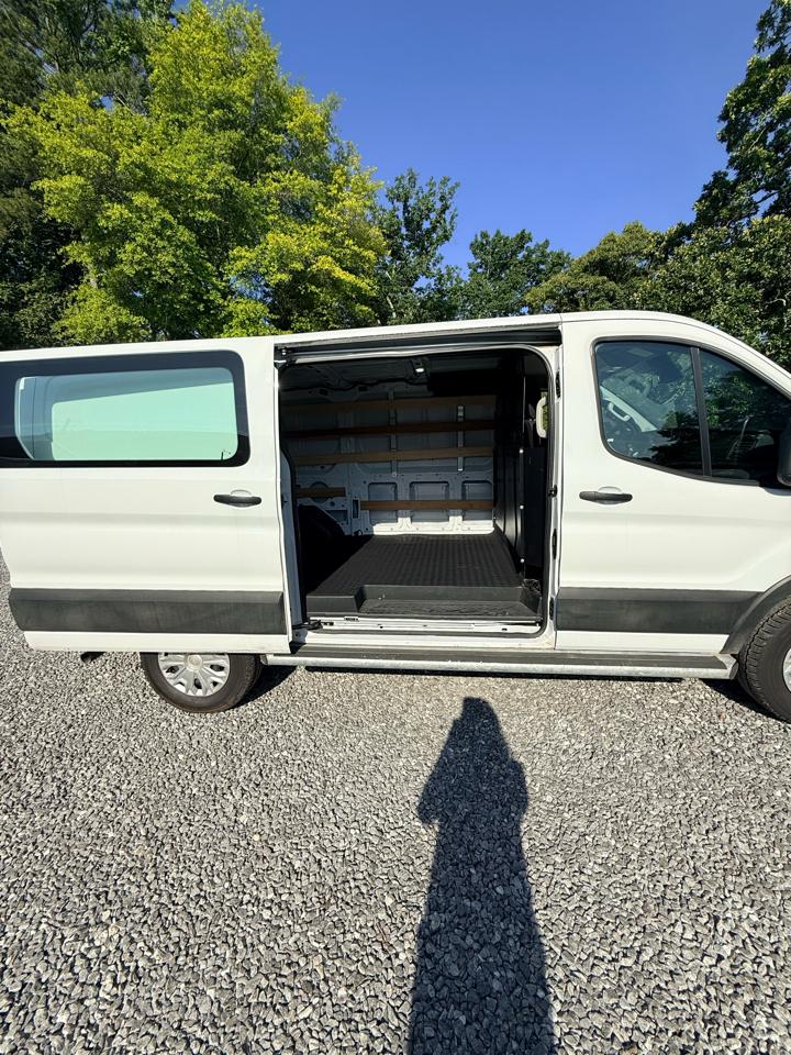 Ford Transit 250 Van 2025