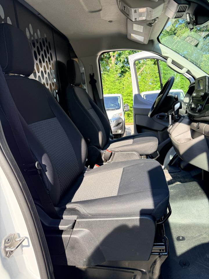 Ford Transit 250 Van 2025
