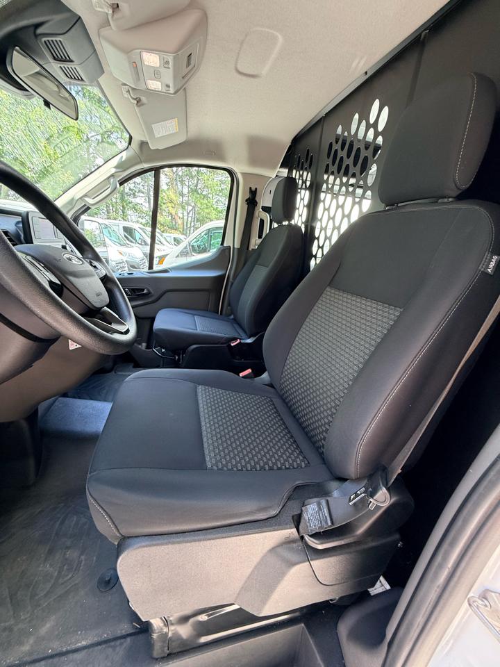 Ford Transit 250 Van 2025