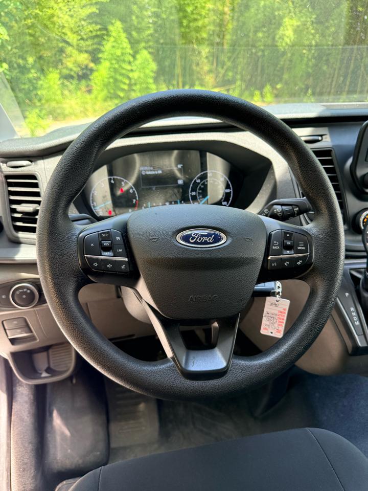Ford Transit 250 Van 2025