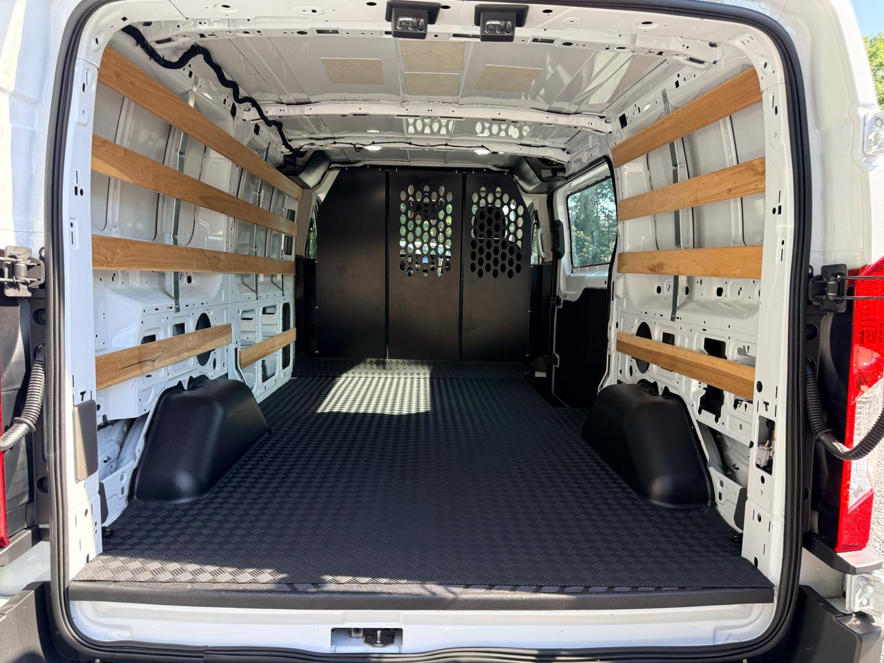 Ford Transit 250 Van 2025