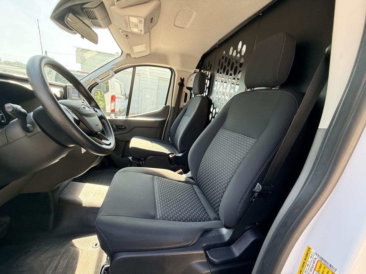 Ford Transit 250 Van 2025