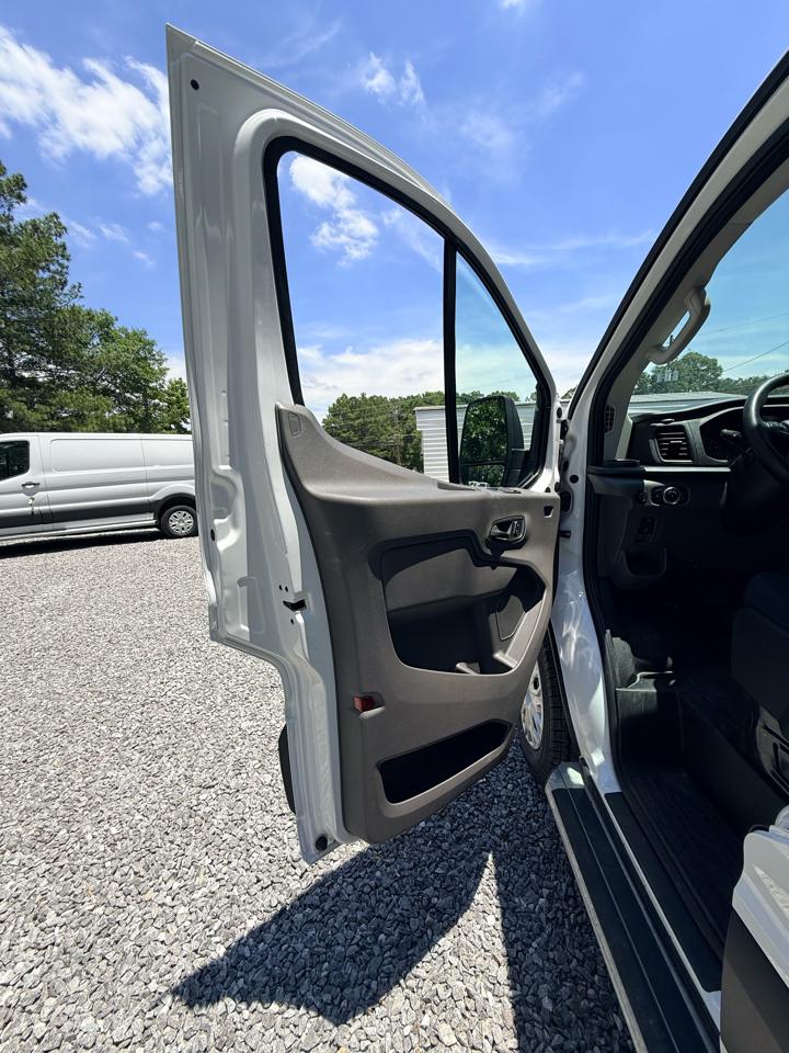 Ford Transit 250 Van 2025