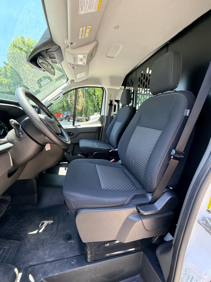 Ford Transit 250 Van 2025