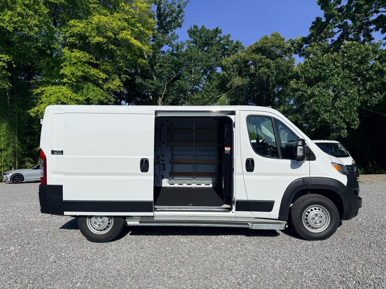 RAM Promaster 2500 Low Roof 2025