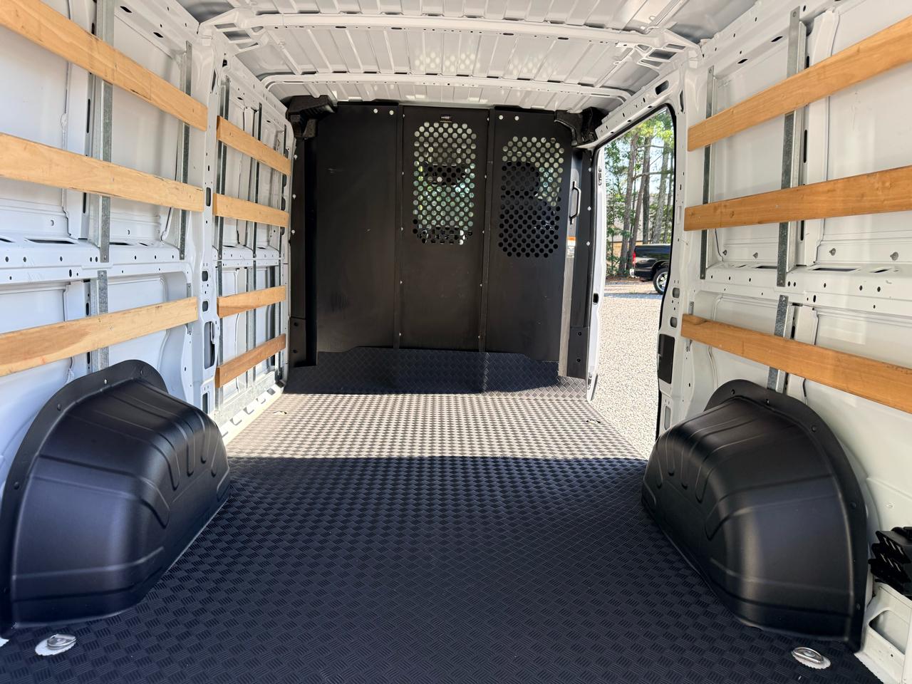 RAM Promaster 2500 Low Roof 2025