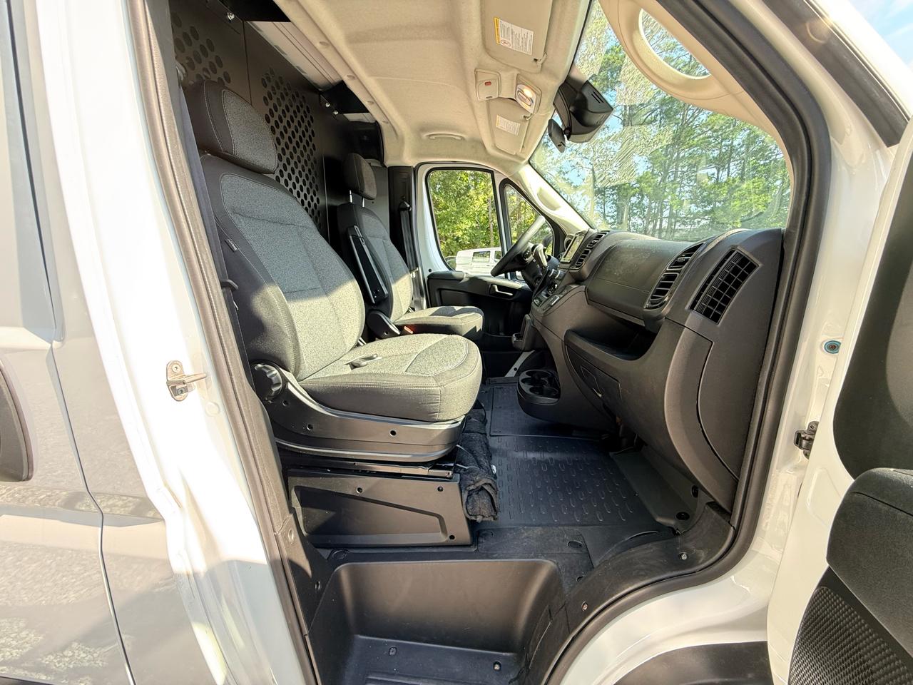 RAM Promaster 2500 Low Roof 2025