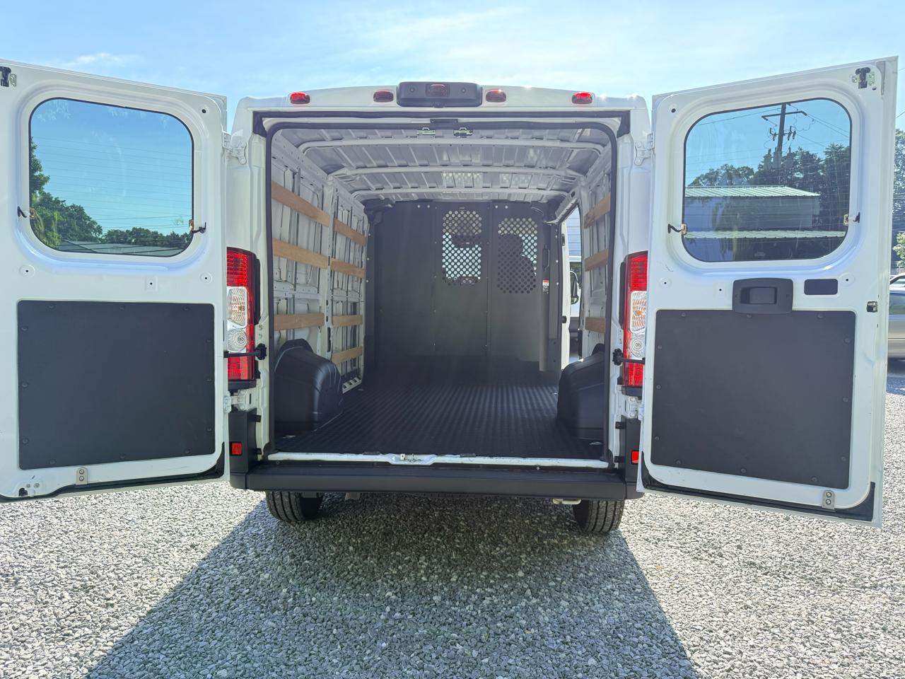 RAM Promaster 2500 Low Roof 2025