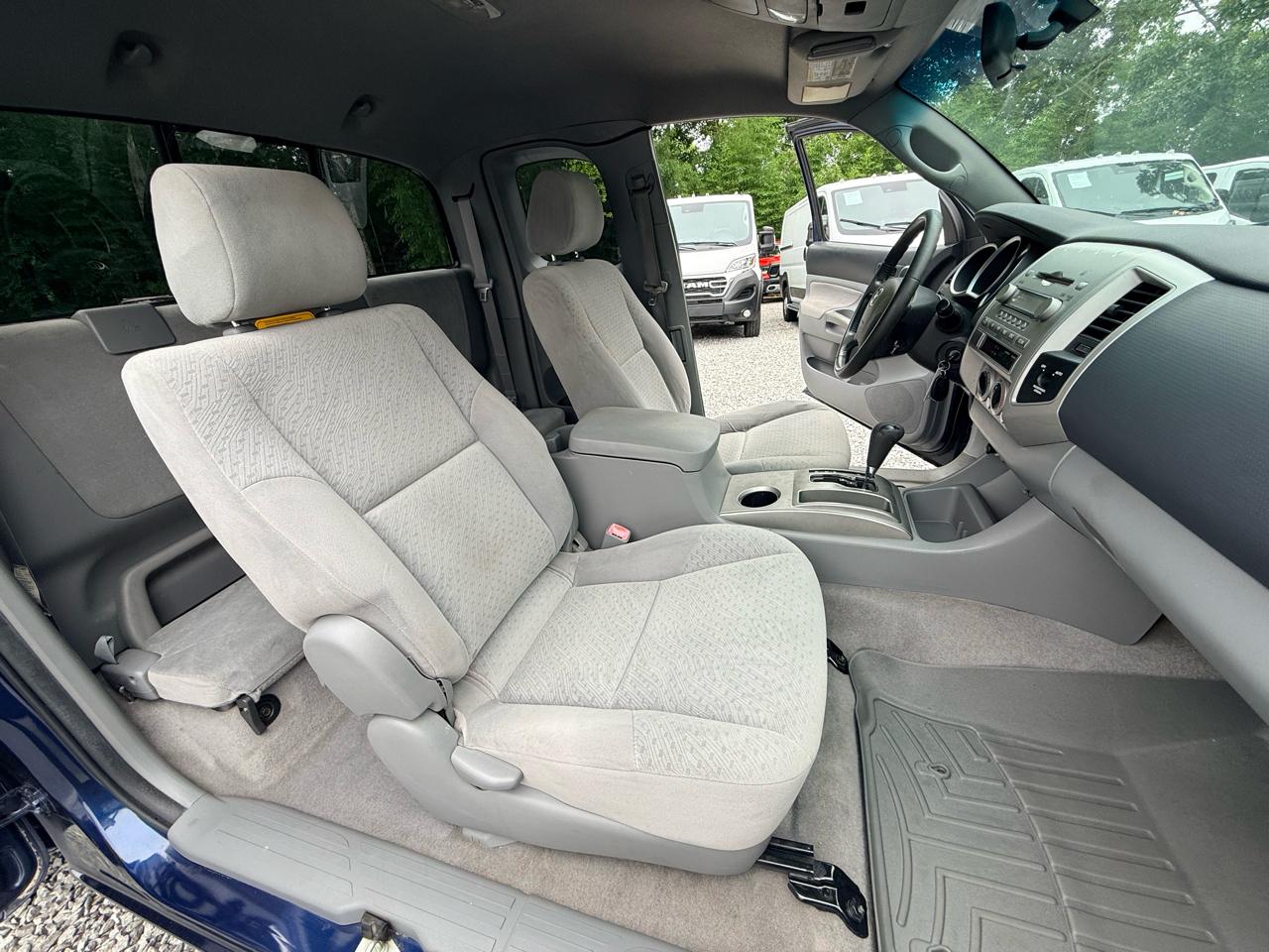 Toyota Tacoma PreRunner Access Cab V6 2WD 2006