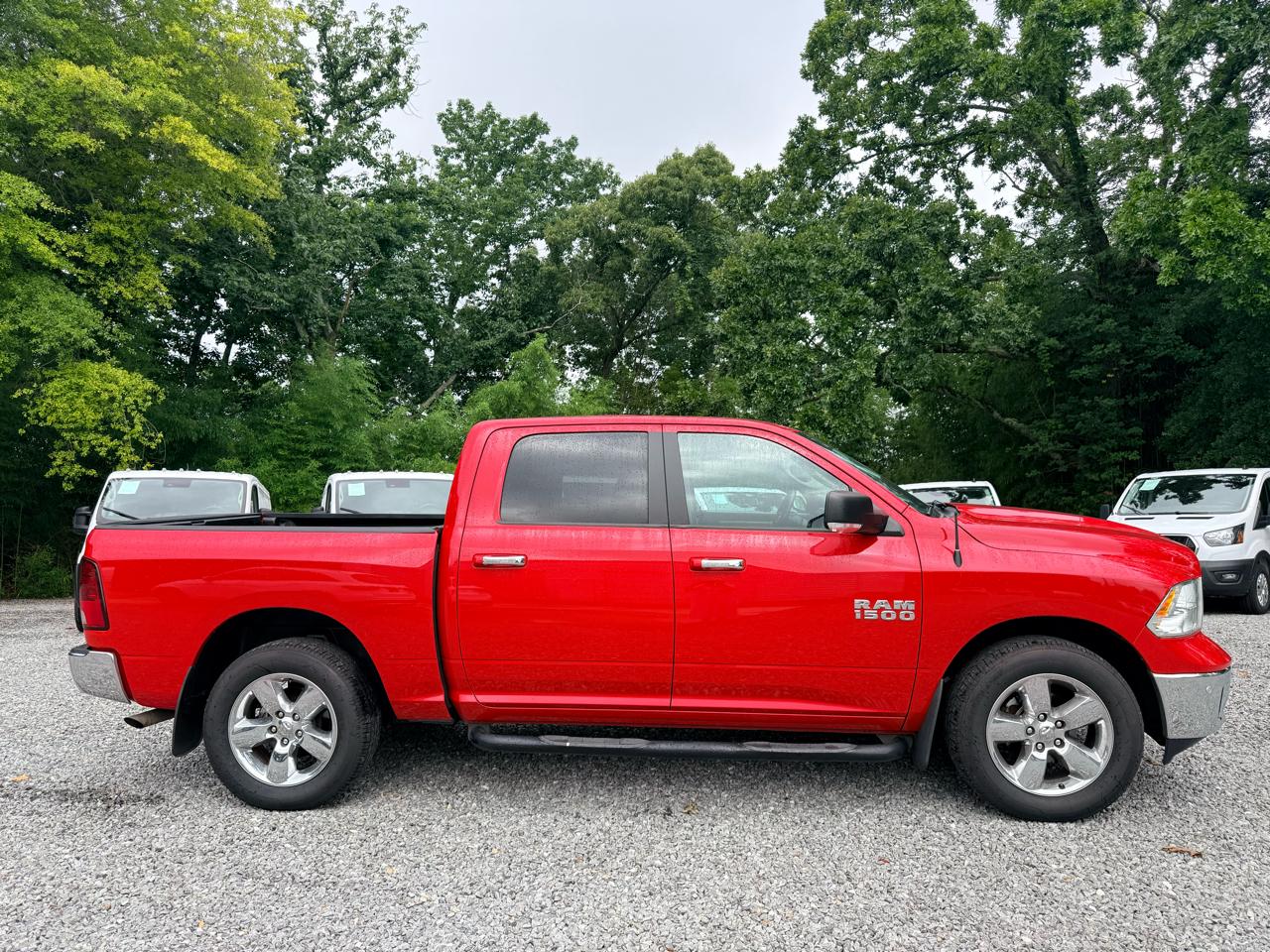 RAM 1500 SLT Crew Cab SWB 4WD 2017
