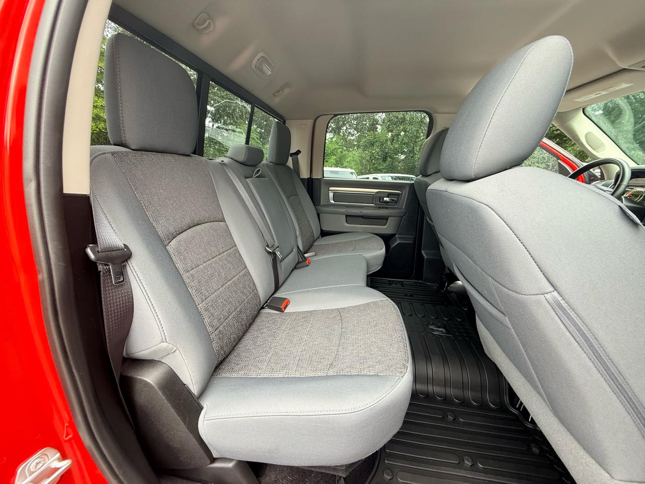 RAM 1500 SLT Crew Cab SWB 4WD 2017