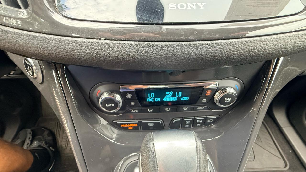 Ford Escape Titanium FWD 2015