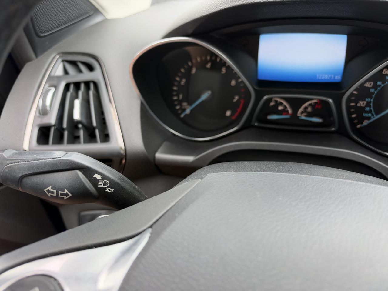 Ford Escape Titanium FWD 2015