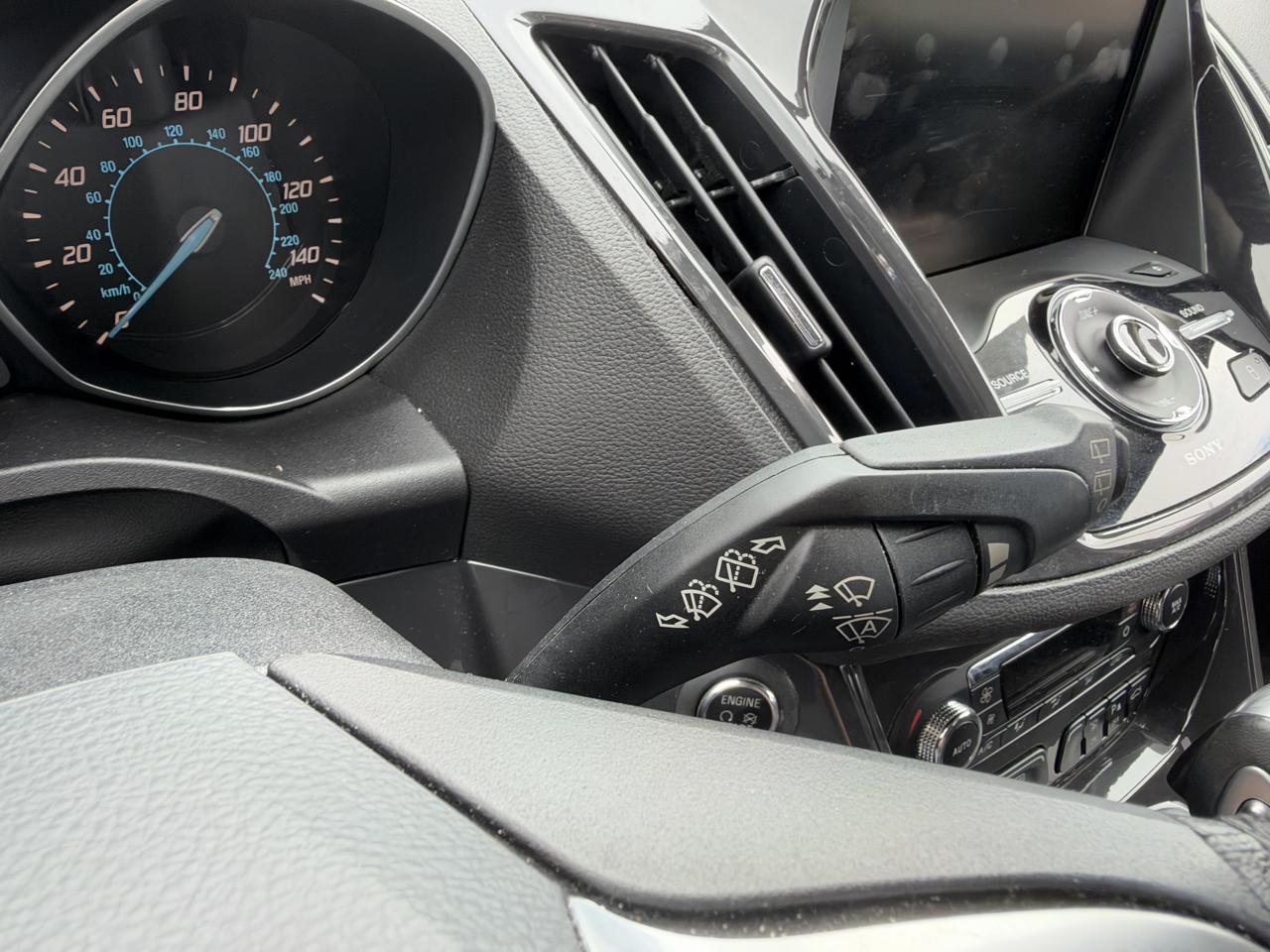 Ford Escape Titanium FWD 2015