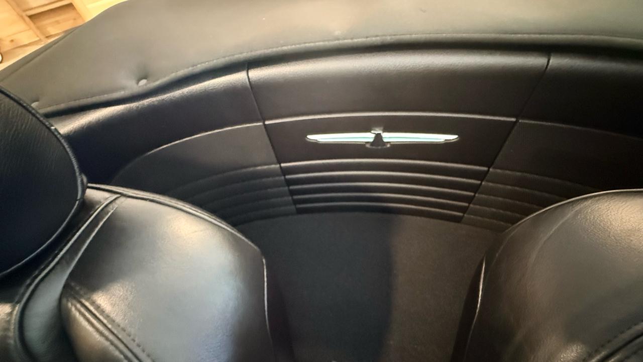 Ford Thunderbird Deluxe 2003