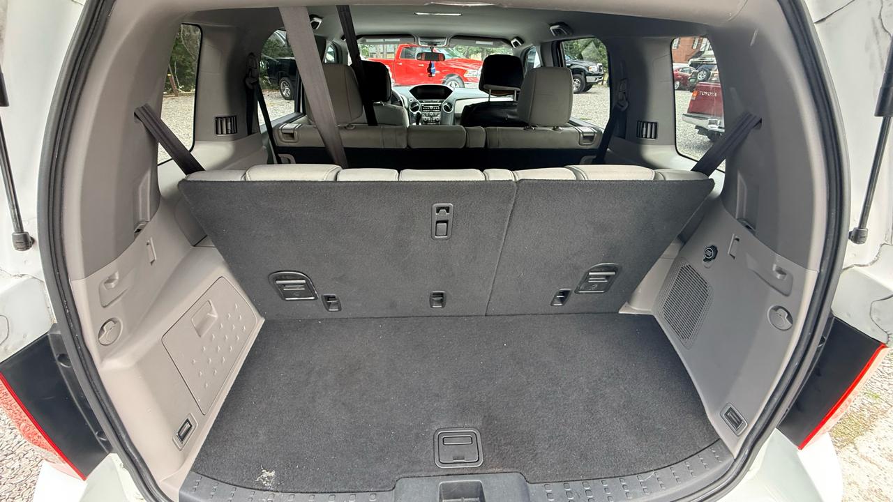 Honda Pilot LX 2WD 5-Spd AT 2015