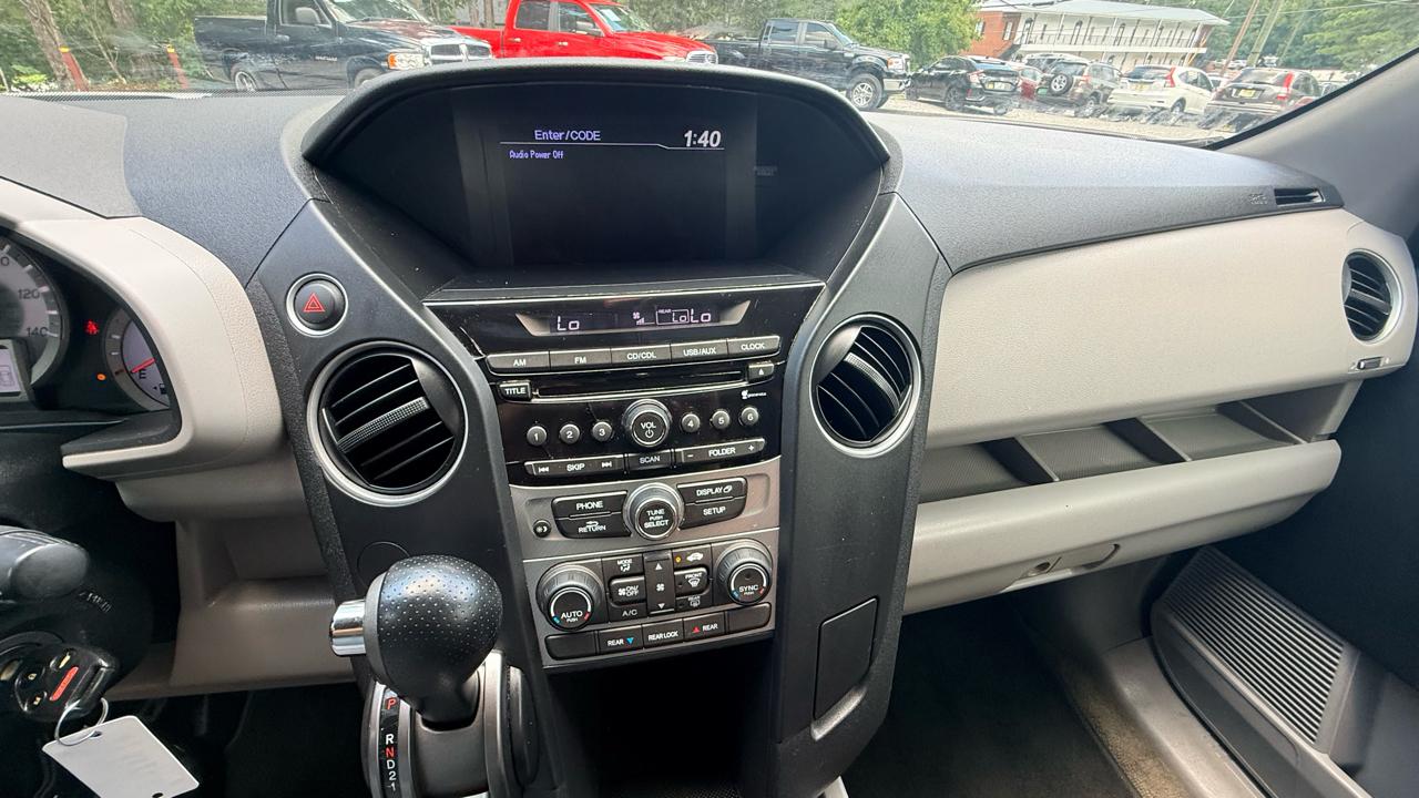 Honda Pilot LX 2WD 5-Spd AT 2015