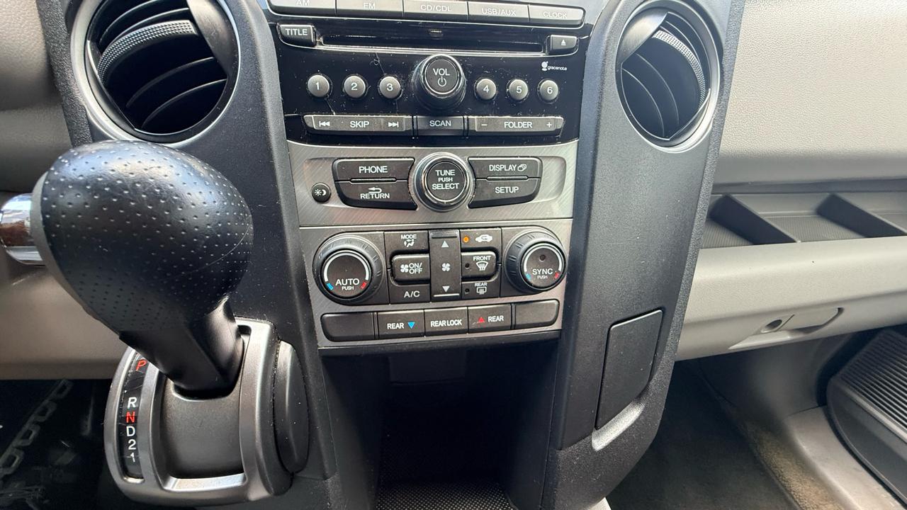 Honda Pilot LX 2WD 5-Spd AT 2015