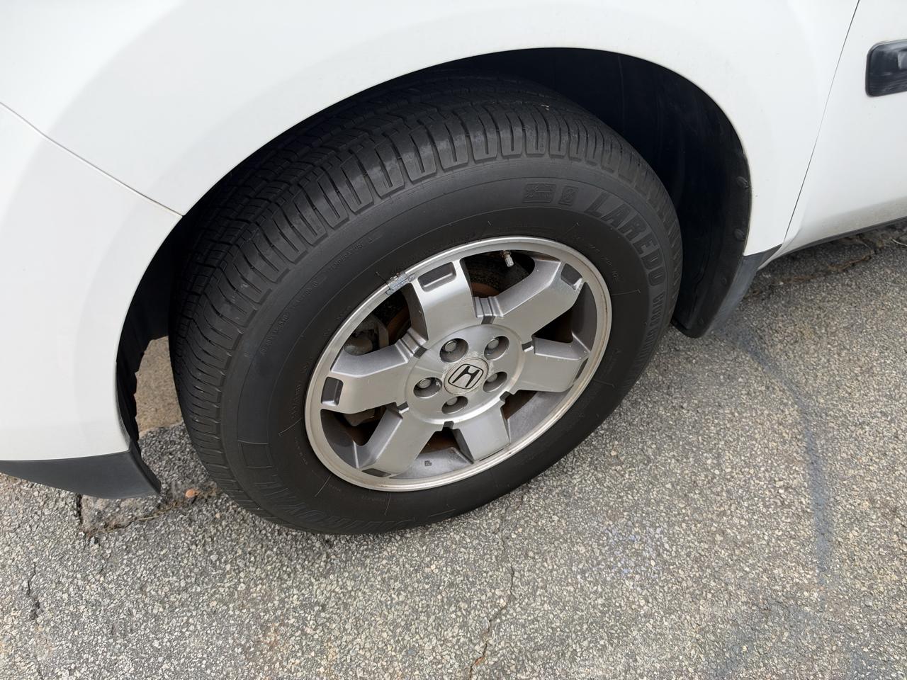 Honda Pilot LX 2WD 5-Spd AT 2015