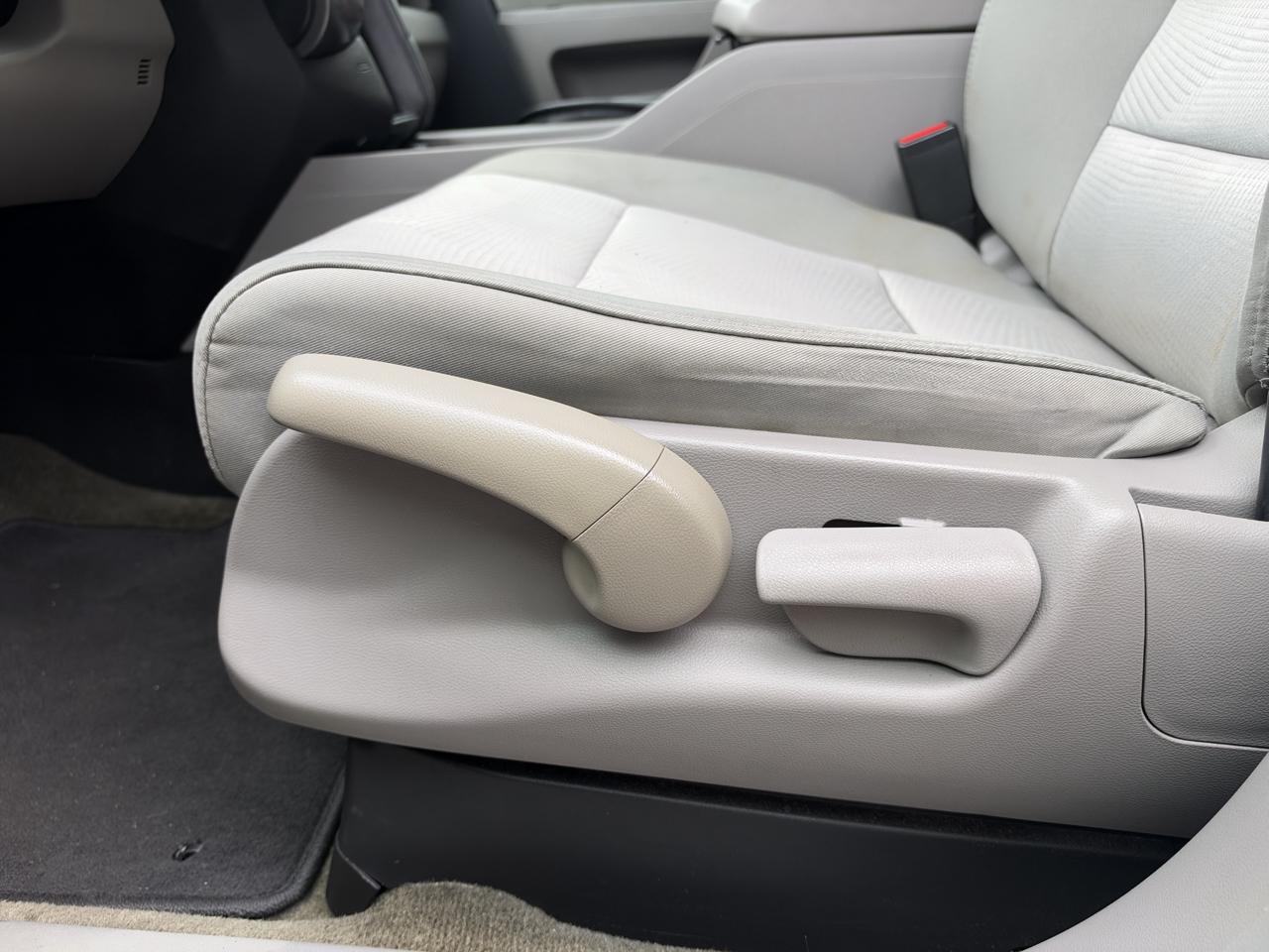 Honda Pilot LX 2WD 5-Spd AT 2015