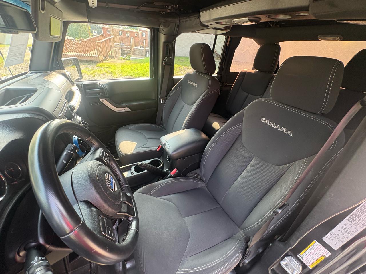 Jeep Wrangler Unlimited Sahara 4WD 2016
