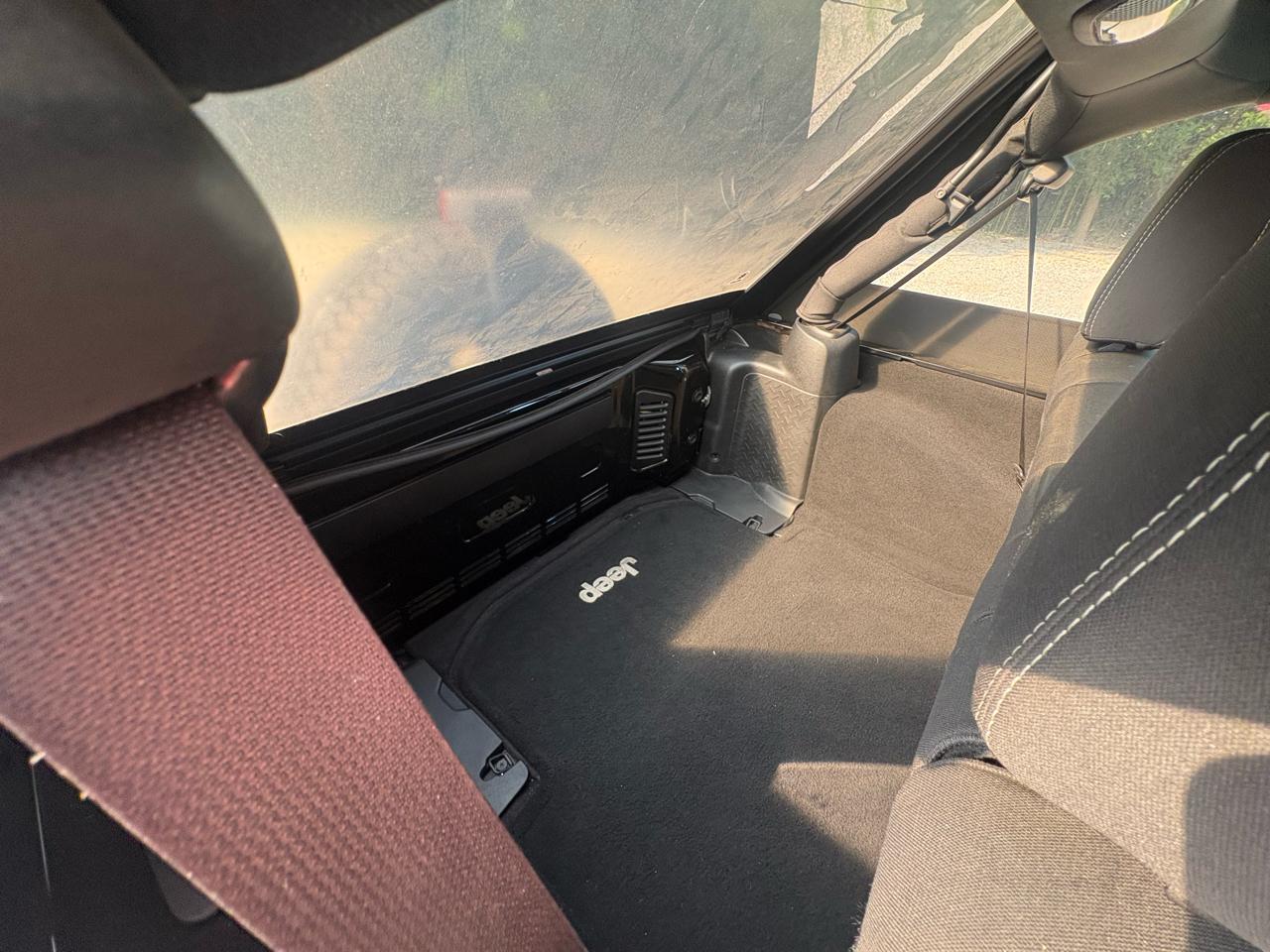 Jeep Wrangler Unlimited Sahara 4WD 2016
