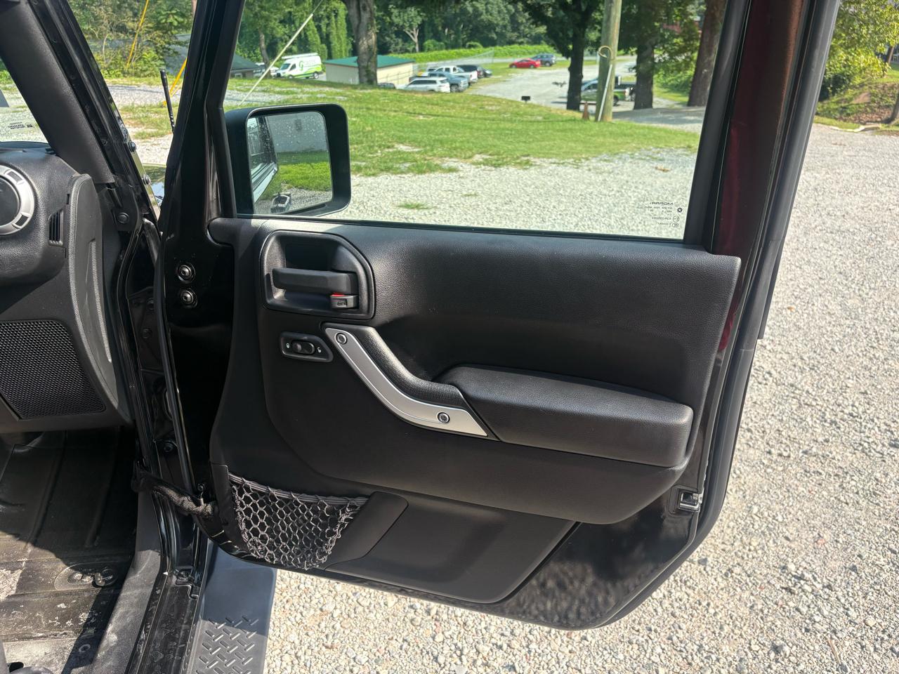 Jeep Wrangler Unlimited Sahara 4WD 2016