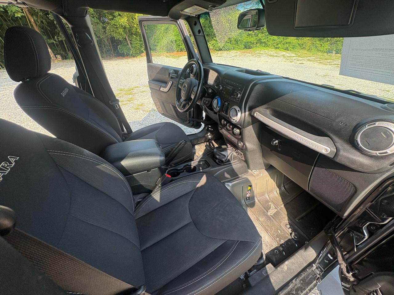 Jeep Wrangler Unlimited Sahara 4WD 2016