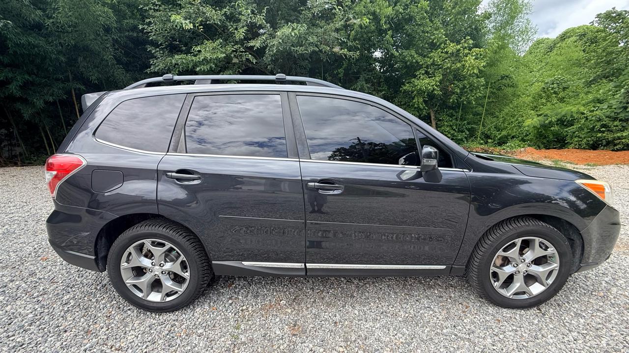 Subaru Forester 2.5i Touring 2016