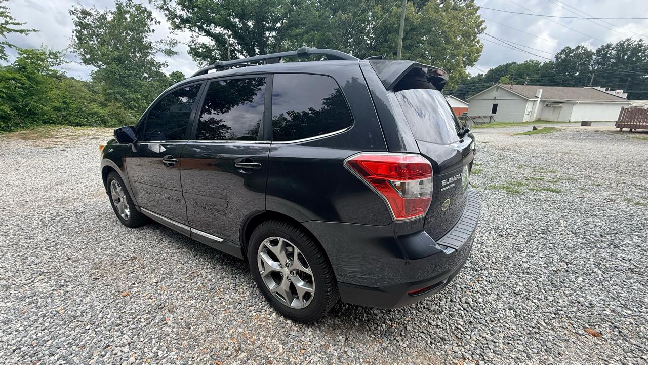 Subaru Forester 2.5i Touring 2016